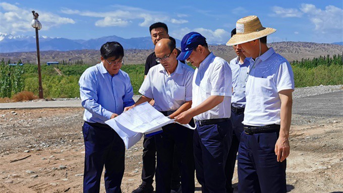 石培文董事長赴嘉峪關(guān)考察調(diào)研文旅項(xiàng)目